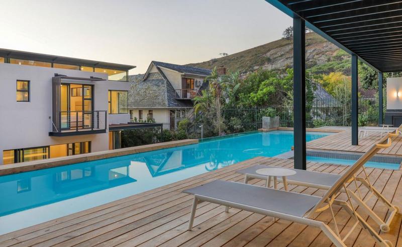 6 Bedroom Property for Sale in Camps Bay Western Cape